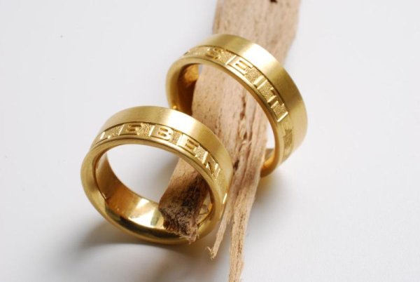 Trauringe in 750/- Gelbgold