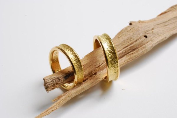 Trauringe in 750/- Gelbgold