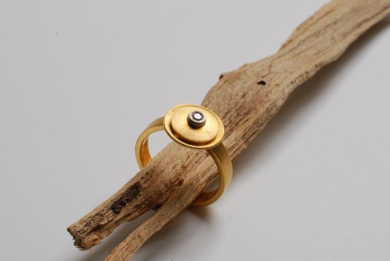 Schmuckring in 750/- Gelbgold